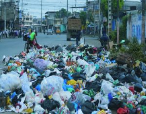 CRISIS SANITARIA POR ACUMULACIÓN DE BASURA EN DURÁN.